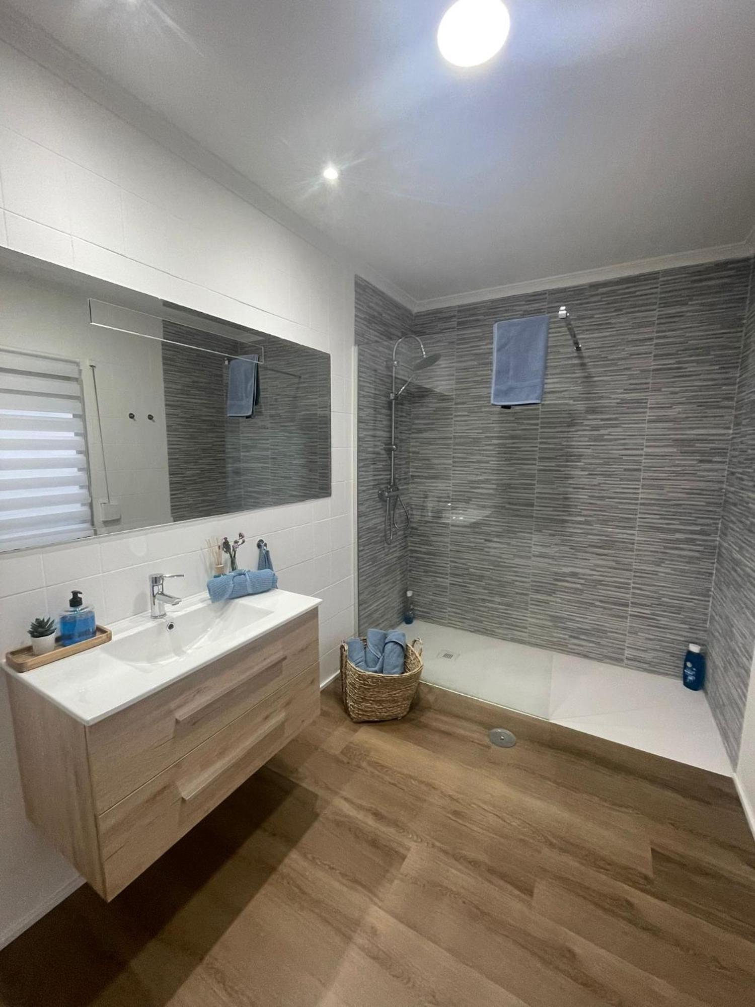 Blanco Y Anil Plaza Apartment